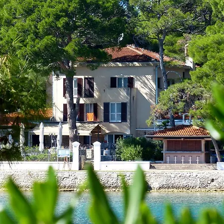 Diana Mali Losinj